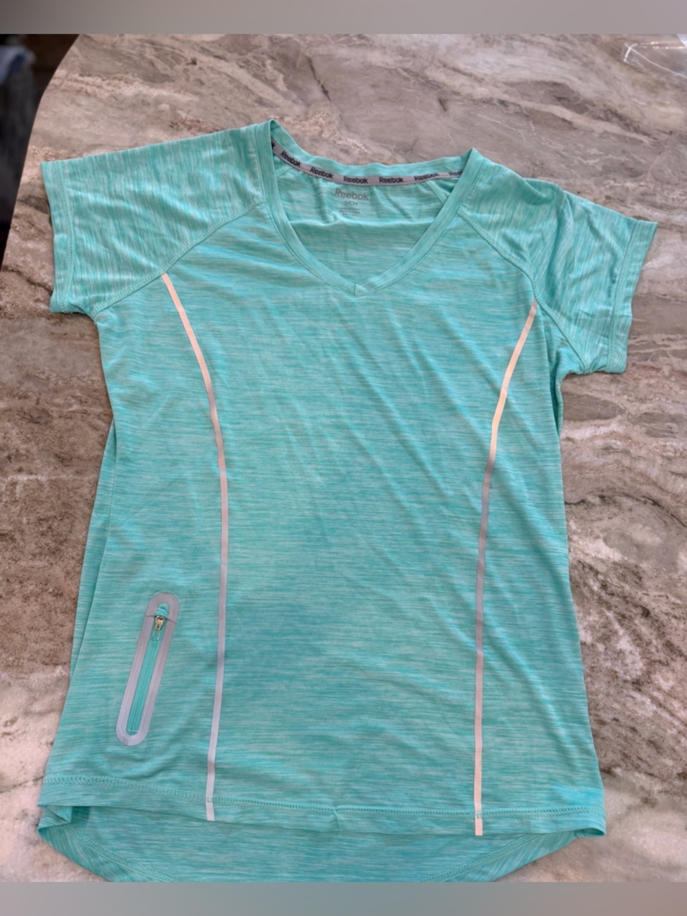 Reebok Mint Green Athletic Tee Womens Small Performance Workout Top